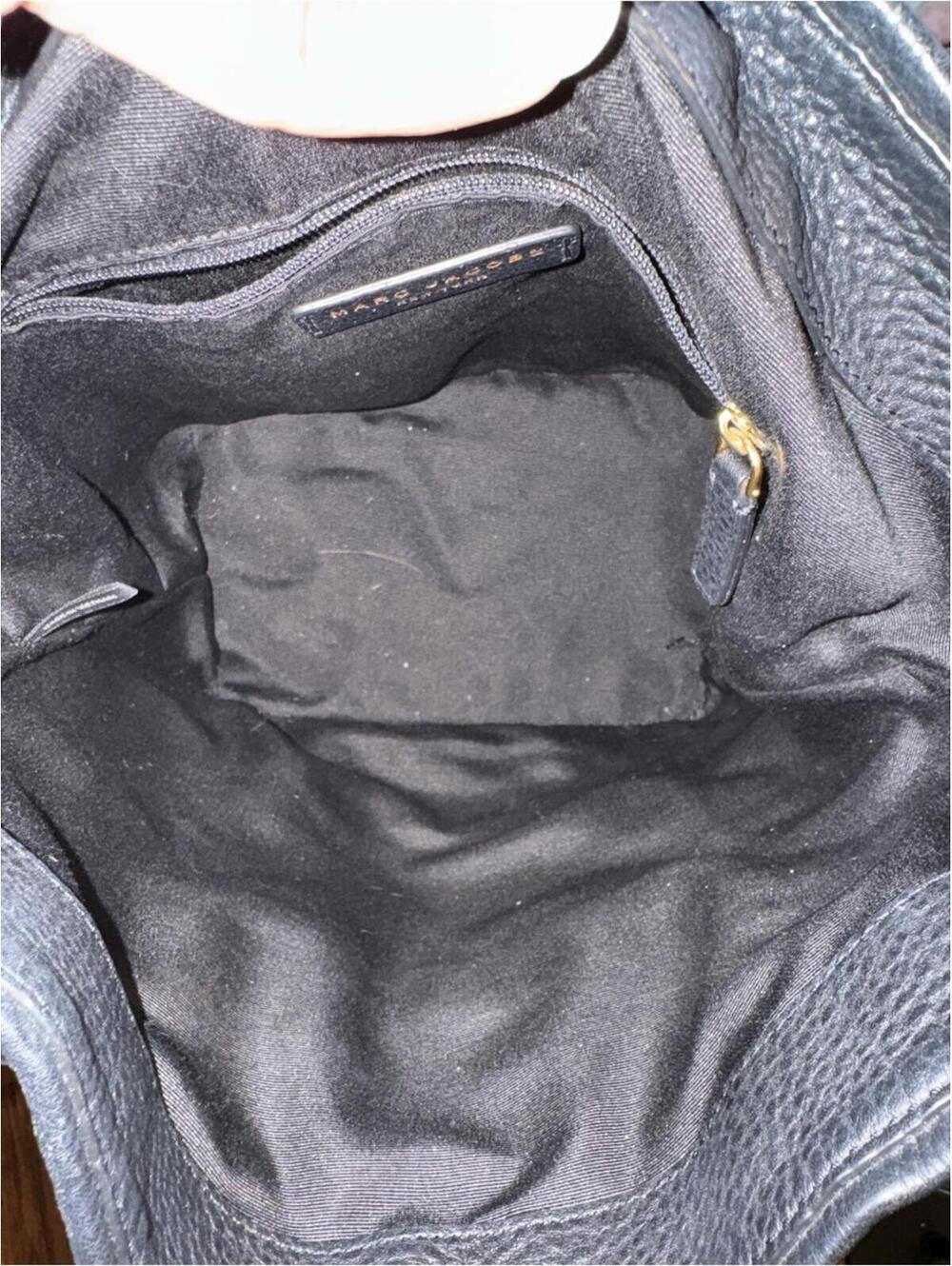 Marc Jacobs Gotham Black Pebbled Leather Bucket Bag - Picture 11 of 13